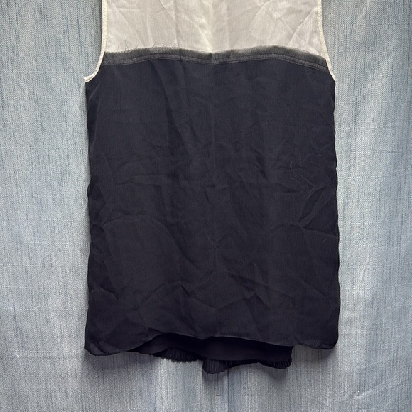 🏴 Banana Republic Cream and Black Sleeveless Tank Top size small - Picture 9 of 9